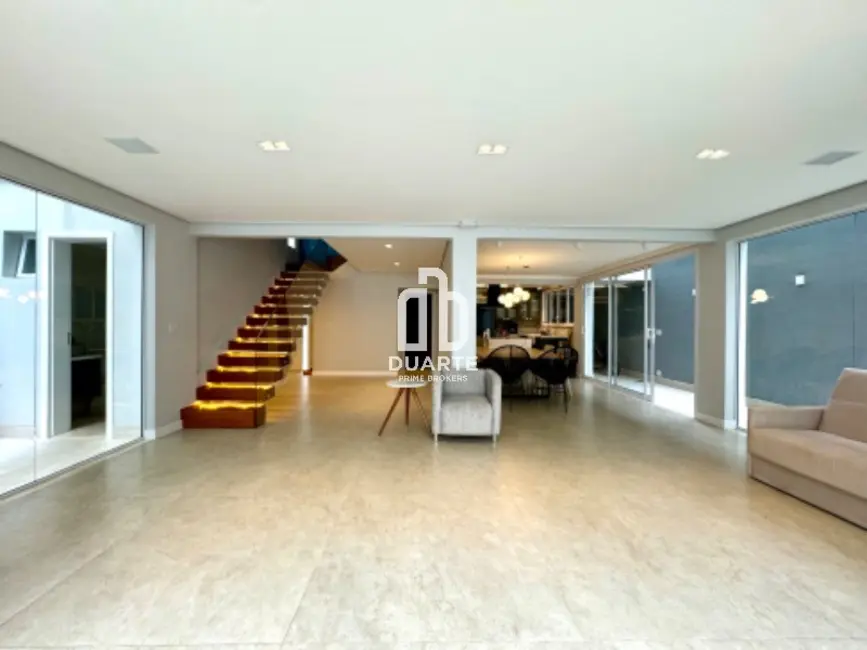 Foto 6 de Casa com 4 quartos à venda, 300m2 em Ponta da Praia, Santos - SP