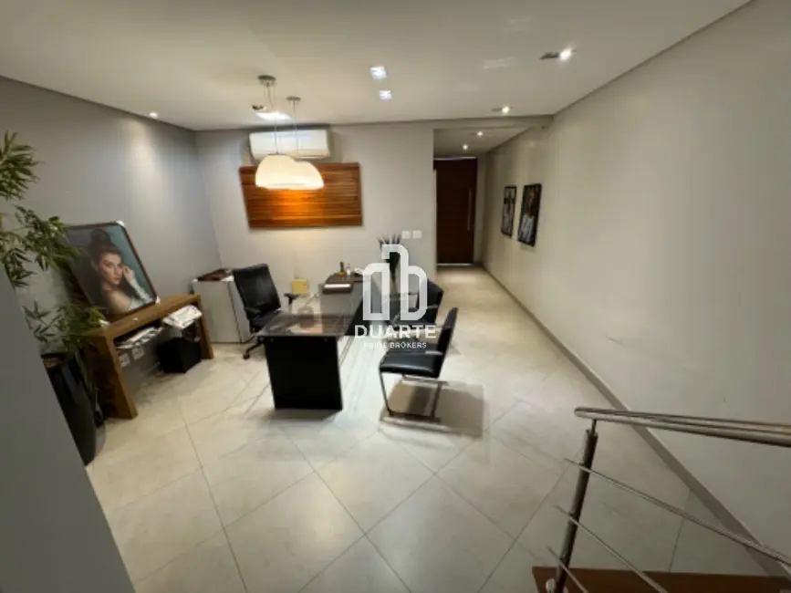 Sala Comercial com 4 quartos para alugar, 275m2 em Aparecida, Santos - SP - imagem 3 Foto 3 de Sala Comercial com 4 quartos para alugar, 275m2 em Aparecida, Santos - SP