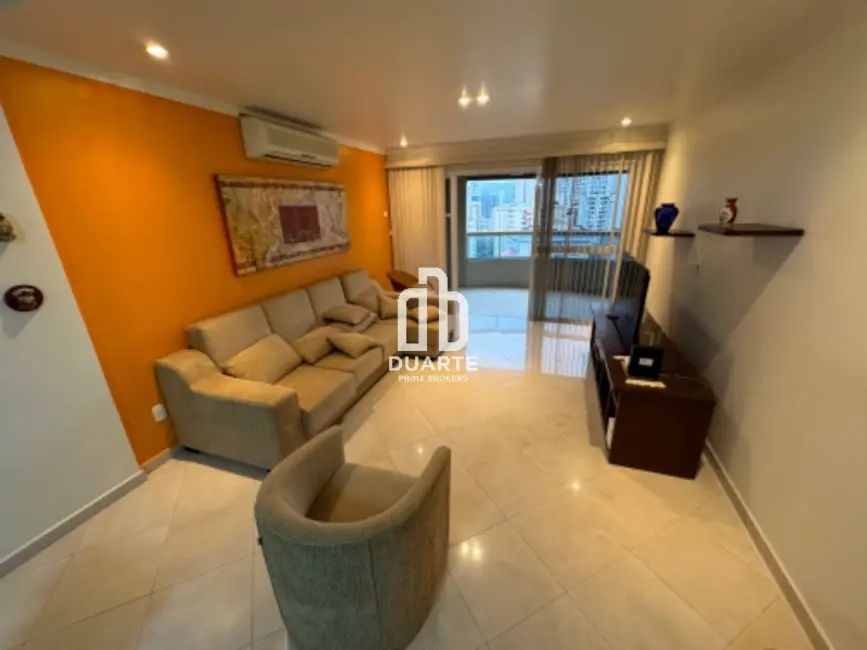 Apartamento com 3 quartos à venda, 170m2 em Gonzaga, Santos - SP - imagem 5 Foto 5 de Apartamento com 3 quartos à venda, 170m2 em Gonzaga, Santos - SP