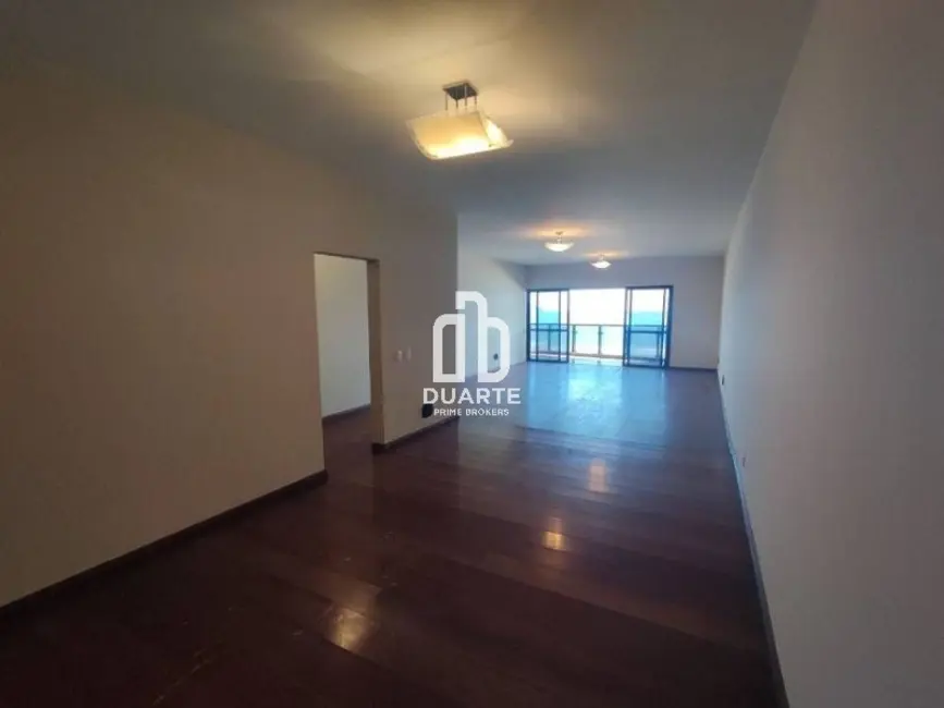 Apartamento com 4 quartos para alugar, 252m2 em Gonzaga, Santos - SP - imagem 5 Foto 5 de Apartamento com 4 quartos para alugar, 252m2 em Gonzaga, Santos - SP