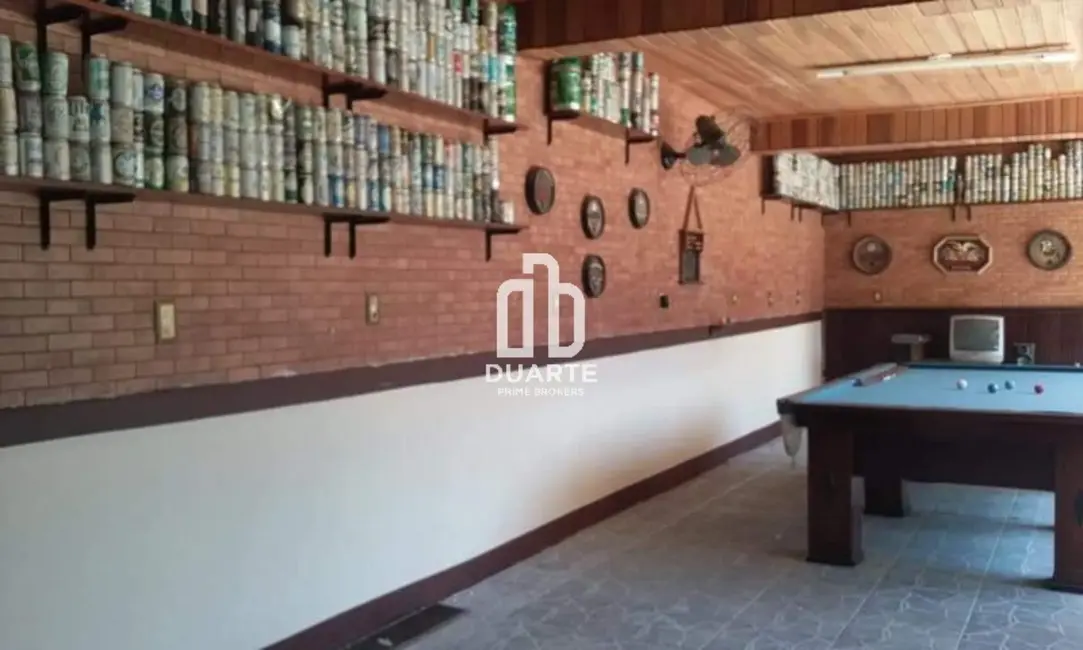 Foto 7 de Casa com 6 quartos à venda, 450m2 em Pedro De Toledo - SP