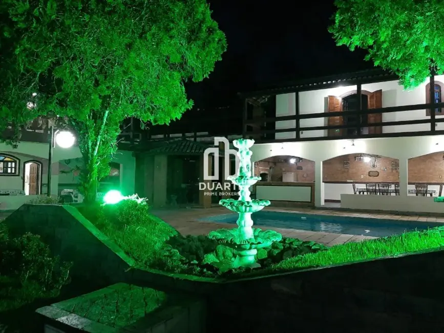 Foto 1 de Casa com 6 quartos à venda, 450m2 em Pedro De Toledo - SP