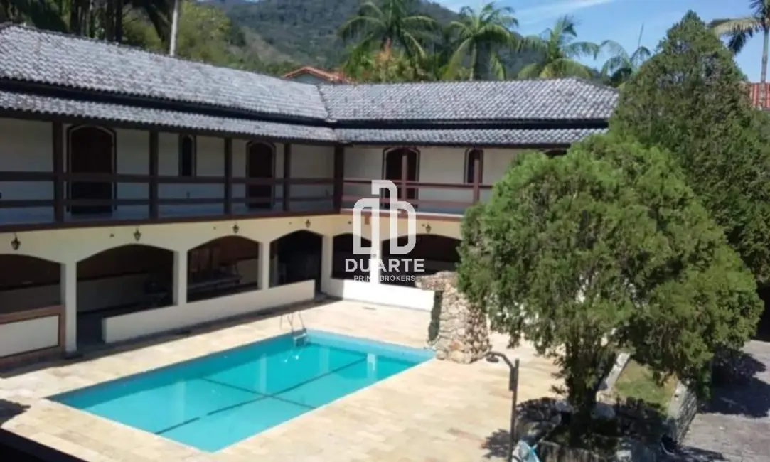 Foto 8 de Casa com 6 quartos à venda, 450m2 em Pedro De Toledo - SP