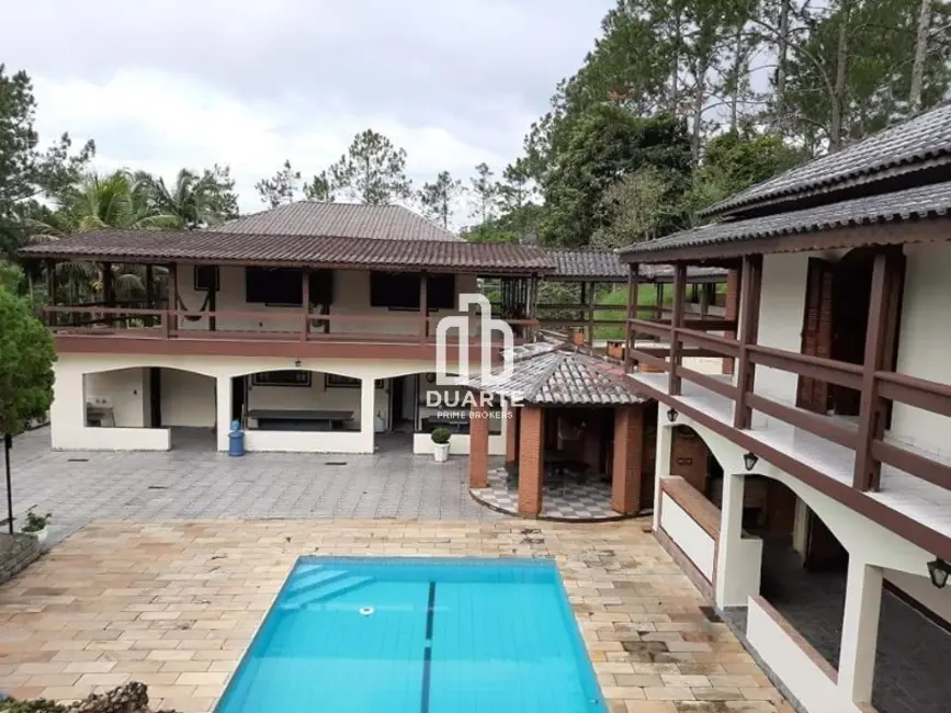 Foto 9 de Casa com 6 quartos à venda, 450m2 em Pedro De Toledo - SP