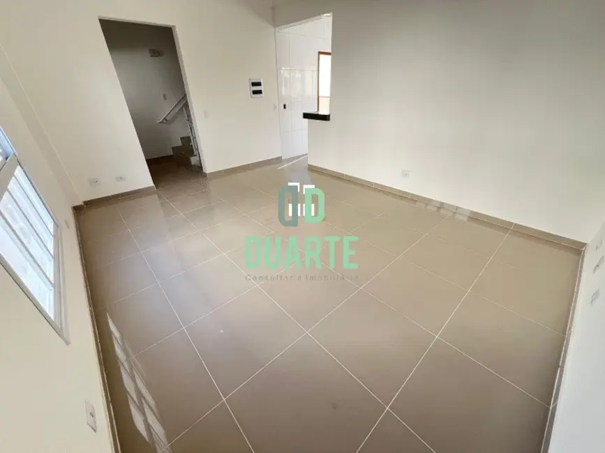 Casa com 2 quartos à venda, 103m2 em Marapé, Santos - SP - imagem 4 Foto 4 de Casa com 2 quartos à venda, 103m2 em Marapé, Santos - SP