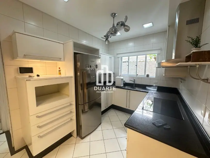 Foto 9 de Casa com 3 quartos à venda, 198m2 em Vila Belmiro, Santos - SP