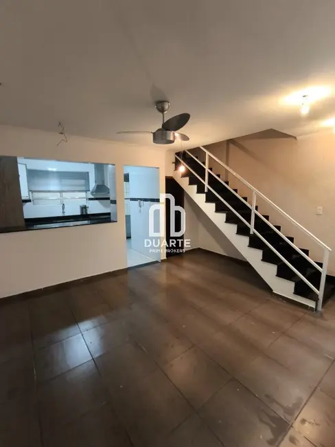 Casa com 2 quartos à venda, 69m2 em Esplanada dos Barreiros, Sao Vicente - SP - imagem 2 Foto 2 de Casa com 2 quartos à venda, 69m2 em Esplanada dos Barreiros, Sao Vicente - SP