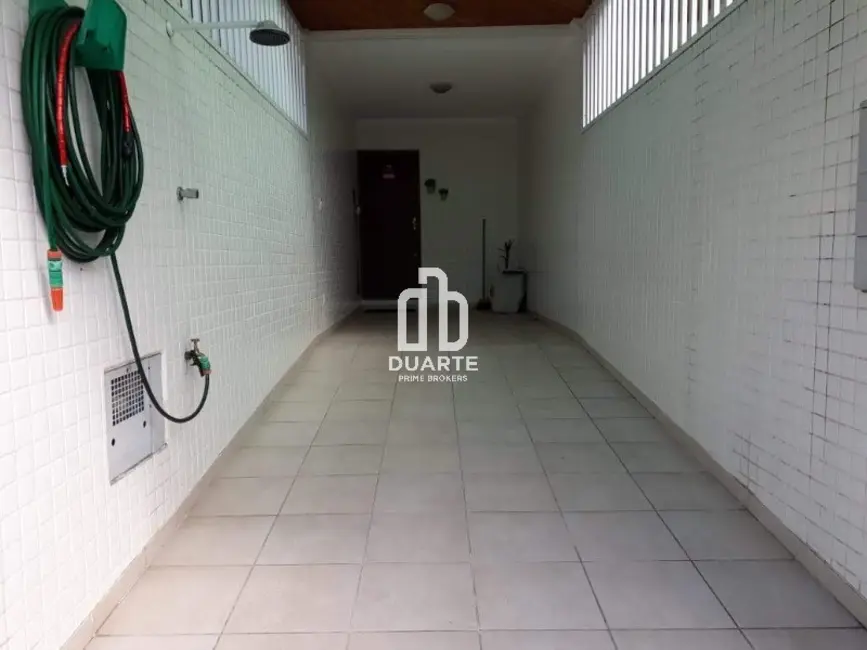 Foto 2 de Casa com 3 quartos à venda, 100m2 em Vila Voturua, Sao Vicente - SP