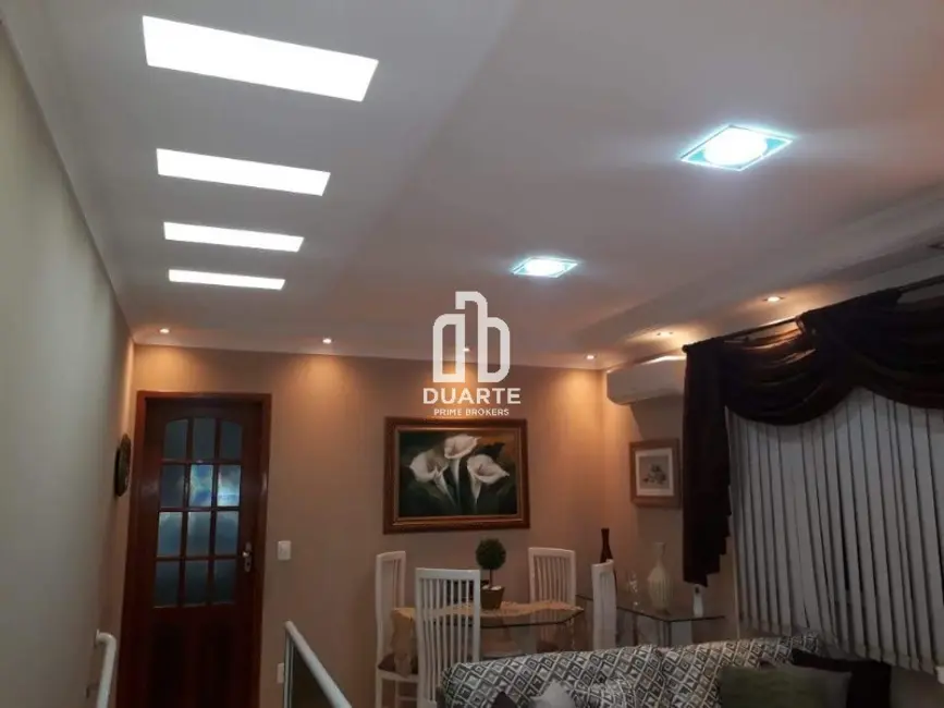 Foto 5 de Casa com 3 quartos à venda, 100m2 em Vila Voturua, Sao Vicente - SP