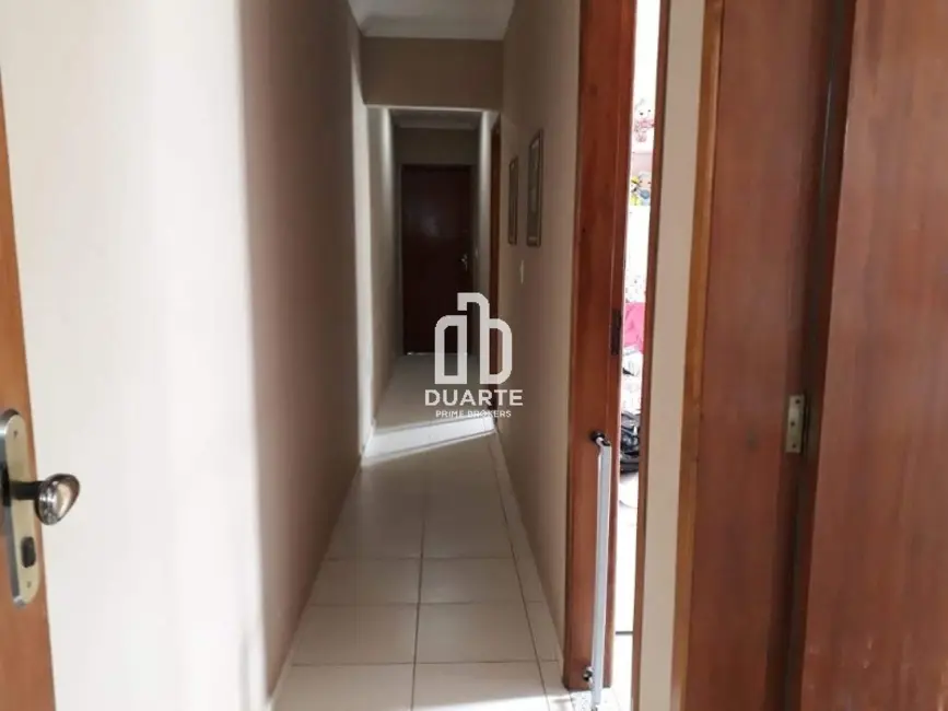 Foto 8 de Casa com 3 quartos à venda, 100m2 em Vila Voturua, Sao Vicente - SP