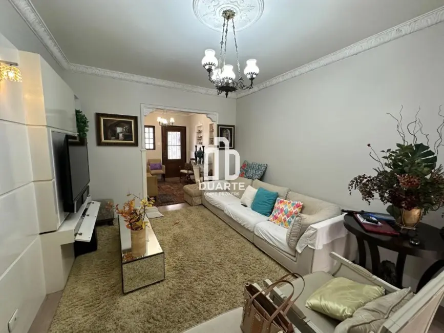 Foto 1 de Casa com 3 quartos à venda, 240m2 em Vila Belmiro, Santos - SP