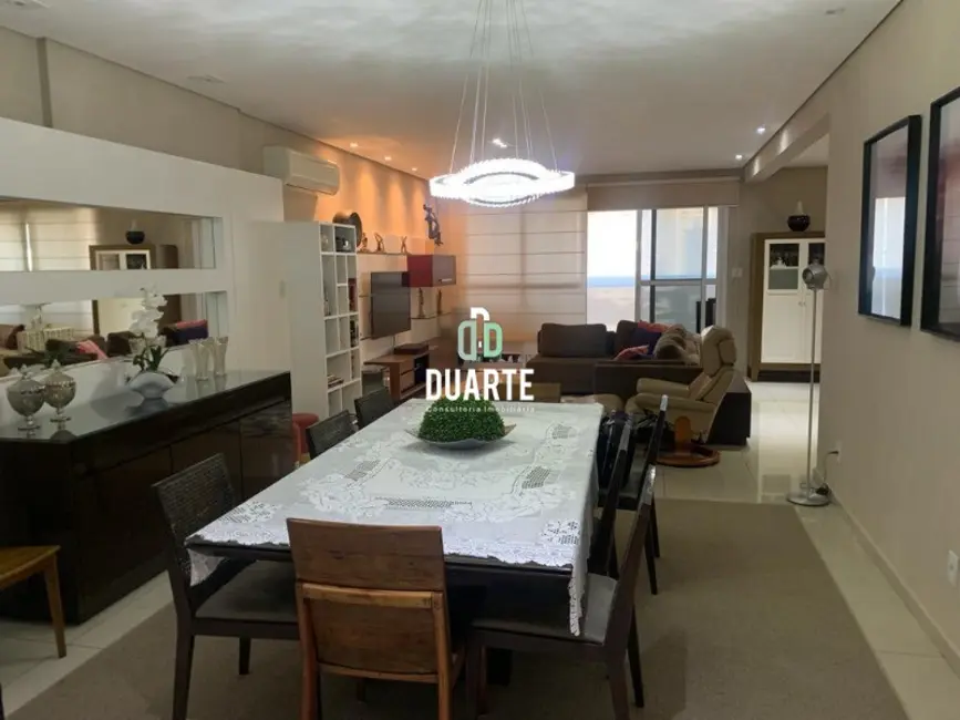 Apartamento com 3 quartos para alugar, 232m2 em Aparecida, Santos - SP - imagem 5 Foto 5 de Apartamento com 3 quartos para alugar, 232m2 em Aparecida, Santos - SP