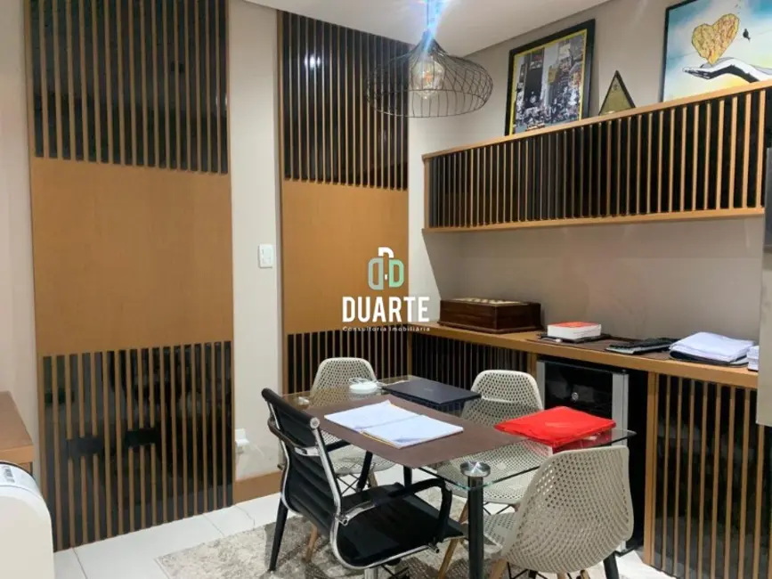 Apartamento com 3 quartos para alugar, 232m2 em Aparecida, Santos - SP - imagem 8 Foto 8 de Apartamento com 3 quartos para alugar, 232m2 em Aparecida, Santos - SP