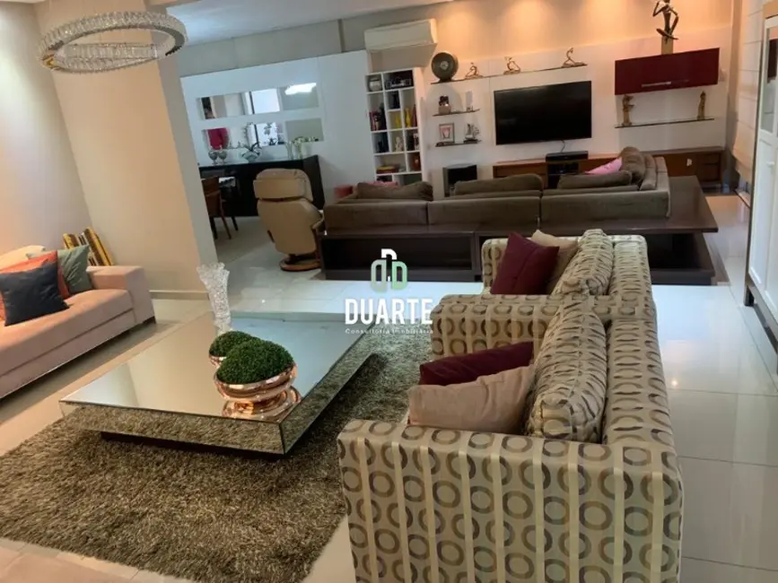 Apartamento com 3 quartos para alugar, 232m2 em Aparecida, Santos - SP - imagem 9 Foto 9 de Apartamento com 3 quartos para alugar, 232m2 em Aparecida, Santos - SP