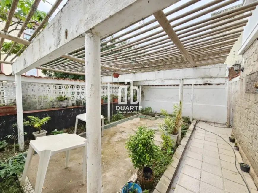 Foto 4 de Casa com 3 quartos à venda, 160m2 em Marapé, Santos - SP