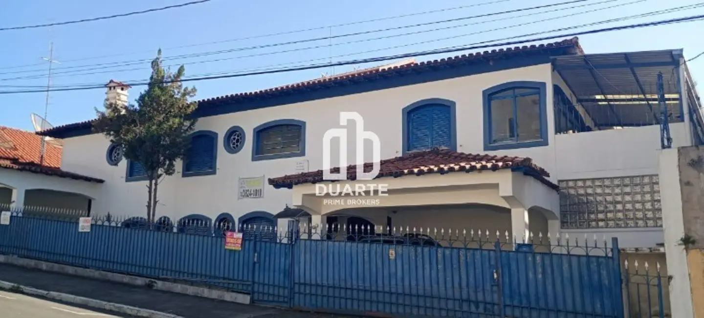 Foto 2 de Casa com 6 quartos à venda, 426m2 em Aguas De Lindoia - SP