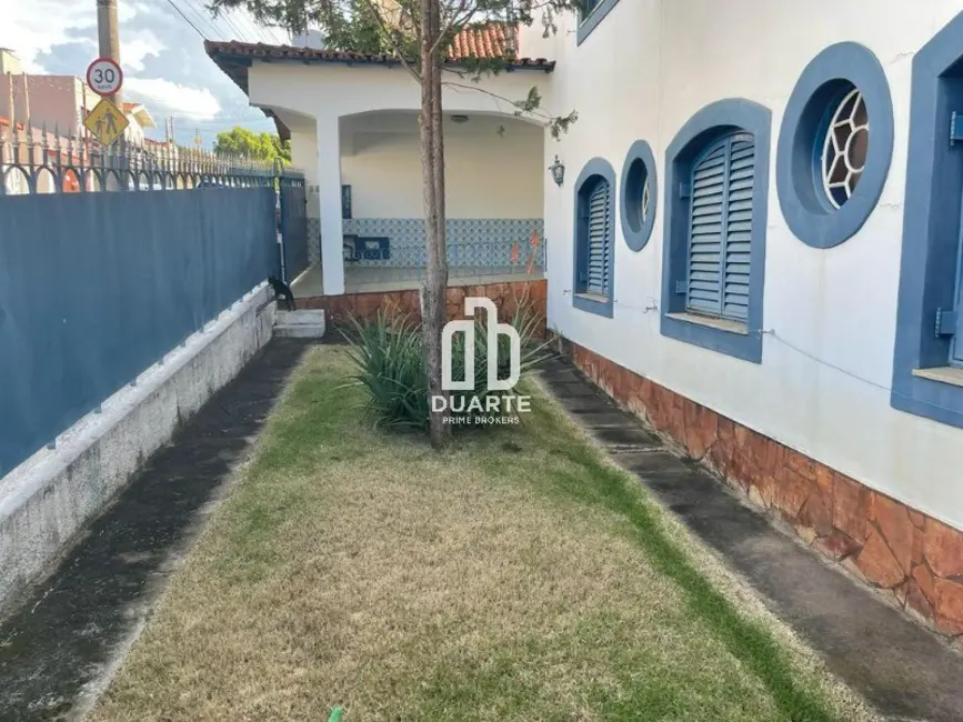 Casa com 6 quartos à venda, 426m2 em Aguas De Lindoia - SP - imagem 5 Foto 5 de Casa com 6 quartos à venda, 426m2 em Aguas De Lindoia - SP