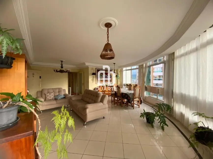 Apartamento com 3 quartos à venda, 178m2 em Gonzaga, Santos - SP - imagem 6 Foto 6 de Apartamento com 3 quartos à venda, 178m2 em Gonzaga, Santos - SP