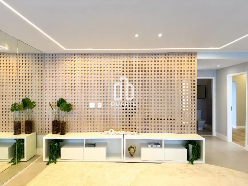 Apartamento com 4 quartos à venda, 303m2 em Boqueirão, Santos - SP - imagem 4 Foto 4 de Apartamento com 4 quartos à venda, 303m2 em Boqueirão, Santos - SP