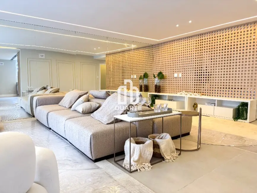 Foto 1 de Apartamento com 4 quartos à venda, 303m2 em Boqueirão, Santos - SP