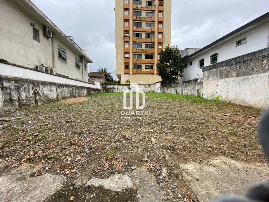 Foto 1 de Terreno / Lote à venda, 411m2 em Gonzaga, Santos - SP