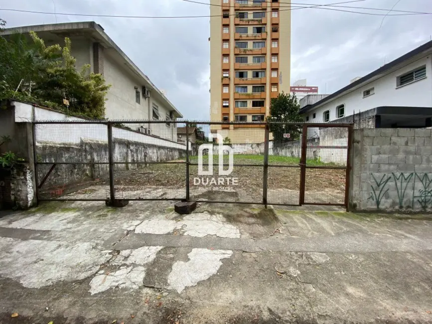 Foto 3 de Terreno / Lote à venda, 411m2 em Gonzaga, Santos - SP