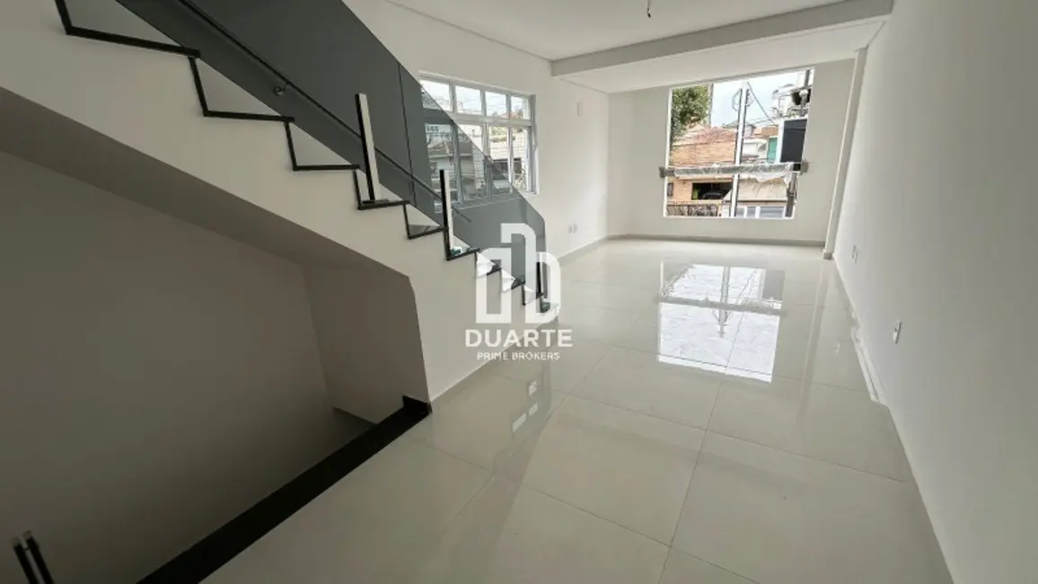 Foto 3 de Casa com 3 quartos à venda, 215m2 em Embaré, Santos - SP