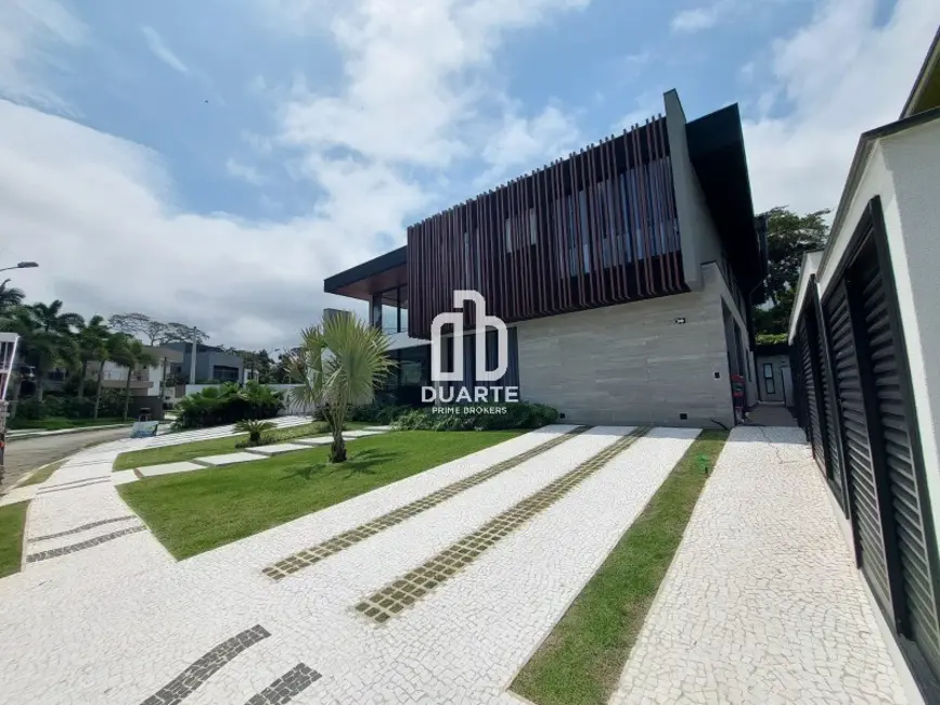 Foto 2 de Casa com 5 quartos à venda, 600m2 em Bertioga - SP