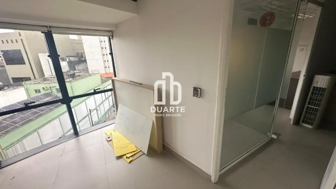 Sala Comercial para alugar, 400m2 em Centro, Santos - SP - imagem 8 Foto 8 de Sala Comercial para alugar, 400m2 em Centro, Santos - SP