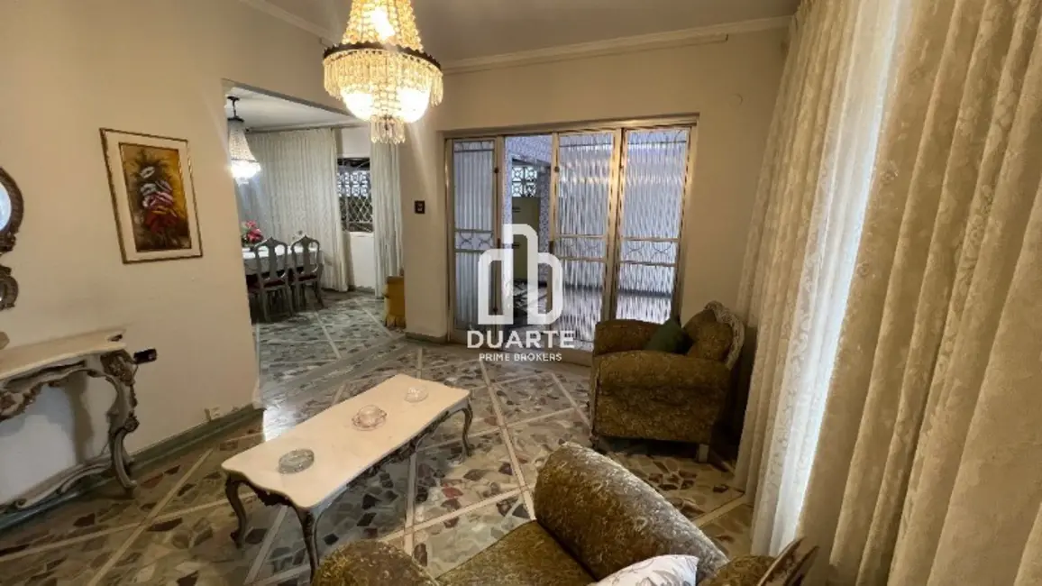 Casa com 3 quartos à venda, 210m2 em Campo Grande, Santos - SP - imagem 4 Foto 4 de Casa com 3 quartos à venda, 210m2 em Campo Grande, Santos - SP