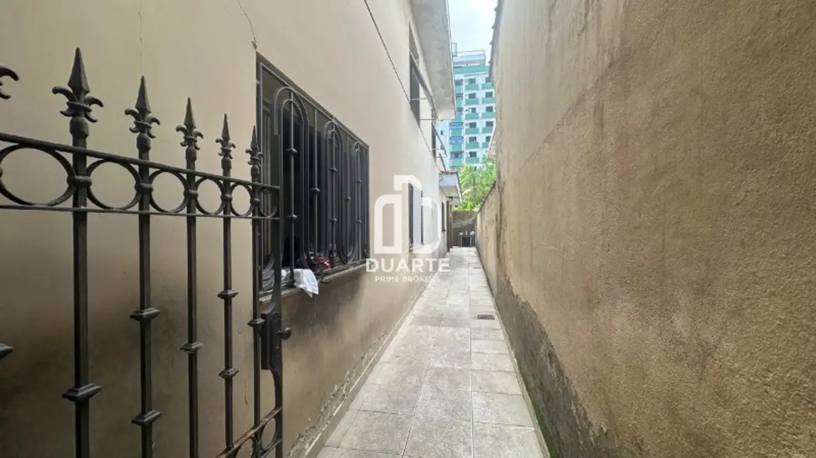 Casa com 3 quartos à venda, 300m2 em Campo Grande, Santos - SP - imagem 6 Foto 6 de Casa com 3 quartos à venda, 300m2 em Campo Grande, Santos - SP