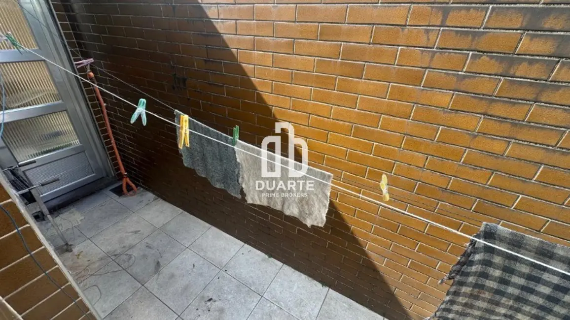 Casa com 3 quartos à venda, 300m2 em Campo Grande, Santos - SP - imagem 8 Foto 8 de Casa com 3 quartos à venda, 300m2 em Campo Grande, Santos - SP