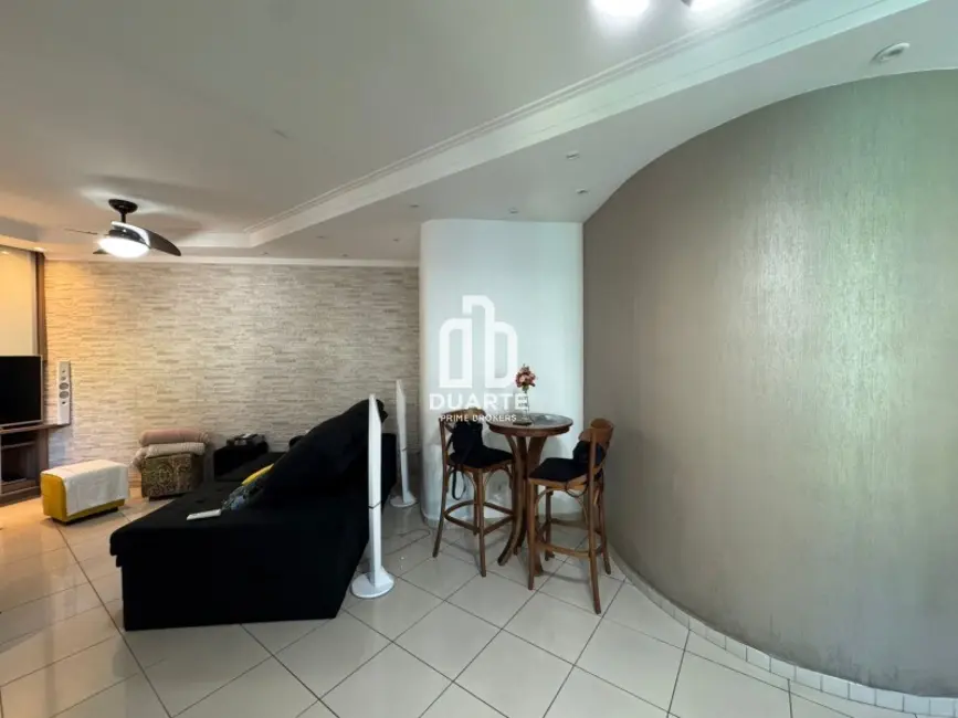 Casa com 3 quartos à venda, 250m2 em Embaré, Santos - SP - imagem 9 Foto 9 de Casa com 3 quartos à venda, 250m2 em Embaré, Santos - SP