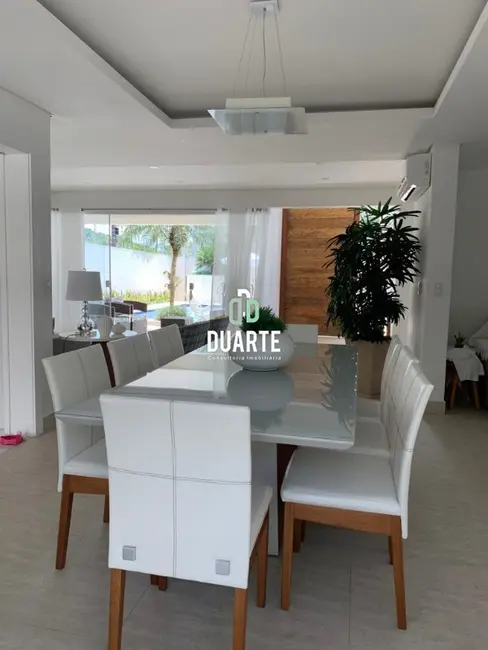 Foto 7 de Casa com 5 quartos à venda, 384m2 em Tombo, Guaruja - SP