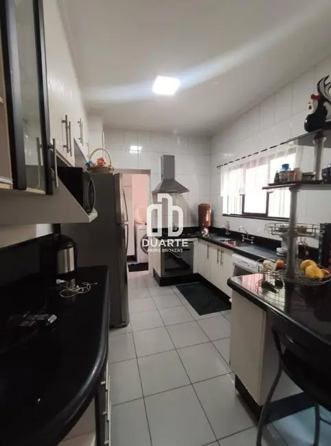 Foto 6 de Casa com 5 quartos à venda, 630m2 em Embaré, Santos - SP