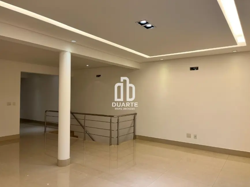 Casa com 4 quartos à venda, 370m2 em Ponta da Praia, Santos - SP - imagem 7 Foto 7 de Casa com 4 quartos à venda, 370m2 em Ponta da Praia, Santos - SP