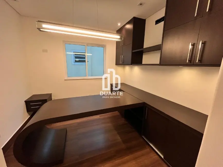 Casa com 4 quartos à venda, 370m2 em Ponta da Praia, Santos - SP - imagem 8 Foto 8 de Casa com 4 quartos à venda, 370m2 em Ponta da Praia, Santos - SP