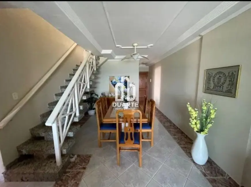 Foto 6 de Apartamento com 3 quartos à venda, 142m2 em Mongagua - SP