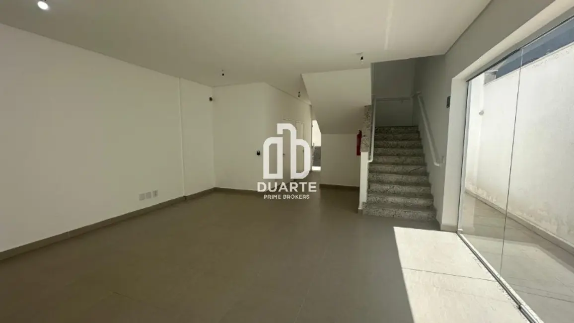 Loja à venda, 255m2 em Centro, Sao Vicente - SP - imagem 9 Foto 9 de Loja à venda, 255m2 em Centro, Sao Vicente - SP