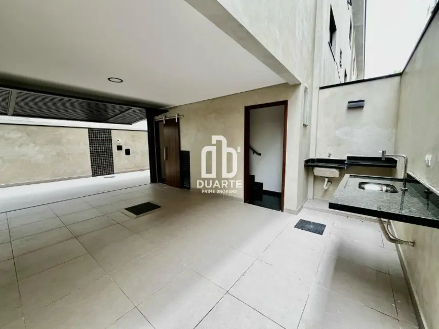 Foto 1 de Casa com 2 quartos à venda, 98m2 em Ponta da Praia, Santos - SP