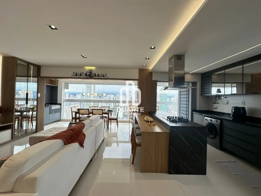 Apartamento com 3 quartos para alugar, 137m2 em Boqueirão, Santos - SP - imagem 4 Foto 4 de Apartamento com 3 quartos para alugar, 137m2 em Boqueirão, Santos - SP