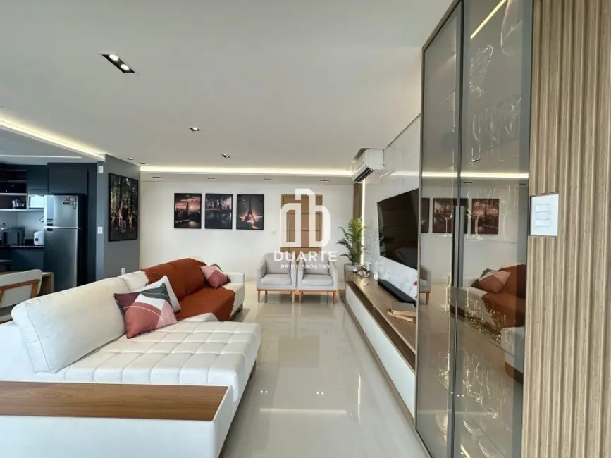 Apartamento com 3 quartos para alugar, 137m2 em Boqueirão, Santos - SP - imagem 6 Foto 6 de Apartamento com 3 quartos para alugar, 137m2 em Boqueirão, Santos - SP
