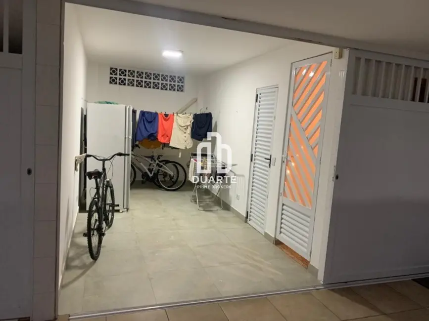 Foto 5 de Casa com 3 quartos à venda, 173m2 em Gonzaga, Santos - SP