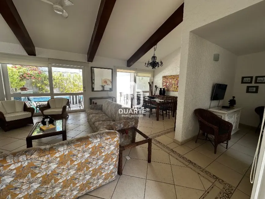 Foto 3 de Casa com 4 quartos à venda, 647m2 em Balneário Praia do Pernambuco, Guaruja - SP
