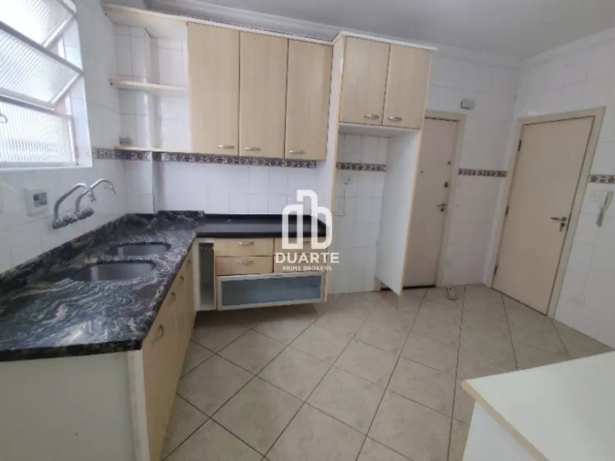 Foto 9 de Apartamento com 3 quartos à venda, 170m2 em Ponta da Praia, Santos - SP