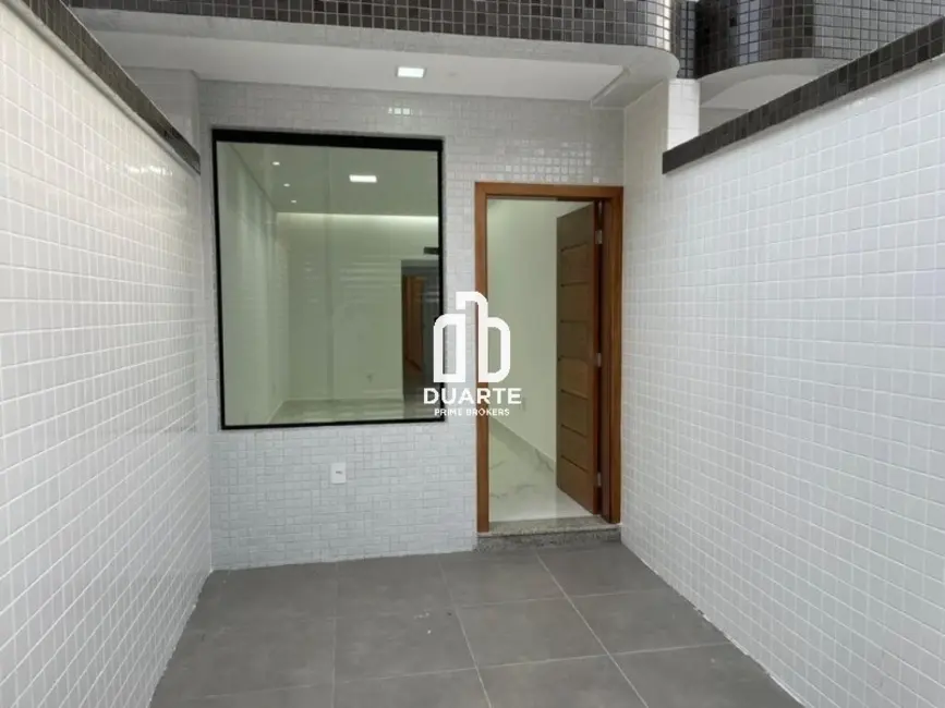 Foto 2 de Casa com 3 quartos à venda, 85m2 em Embaré, Santos - SP