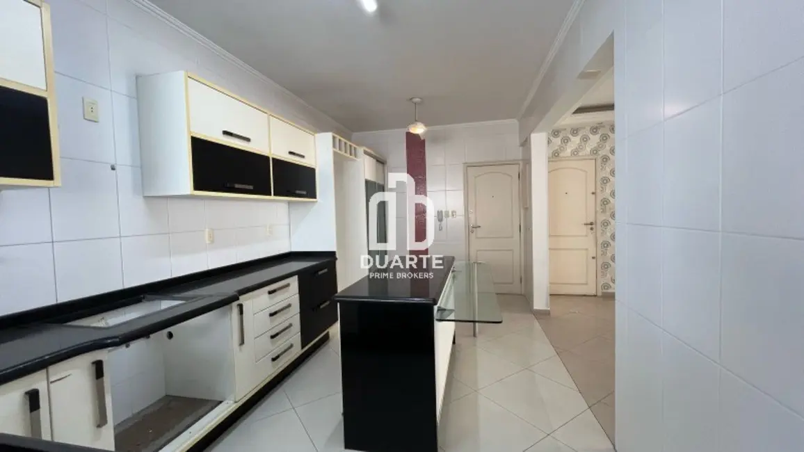 Apartamento com 2 quartos à venda, 111m2 em Gonzaga, Santos - SP - imagem 5 Foto 5 de Apartamento com 2 quartos à venda, 111m2 em Gonzaga, Santos - SP