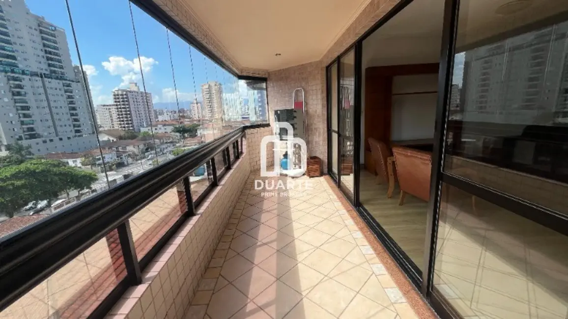Foto 2 de Apartamento com 3 quartos à venda, 155m2 em Embaré, Santos - SP