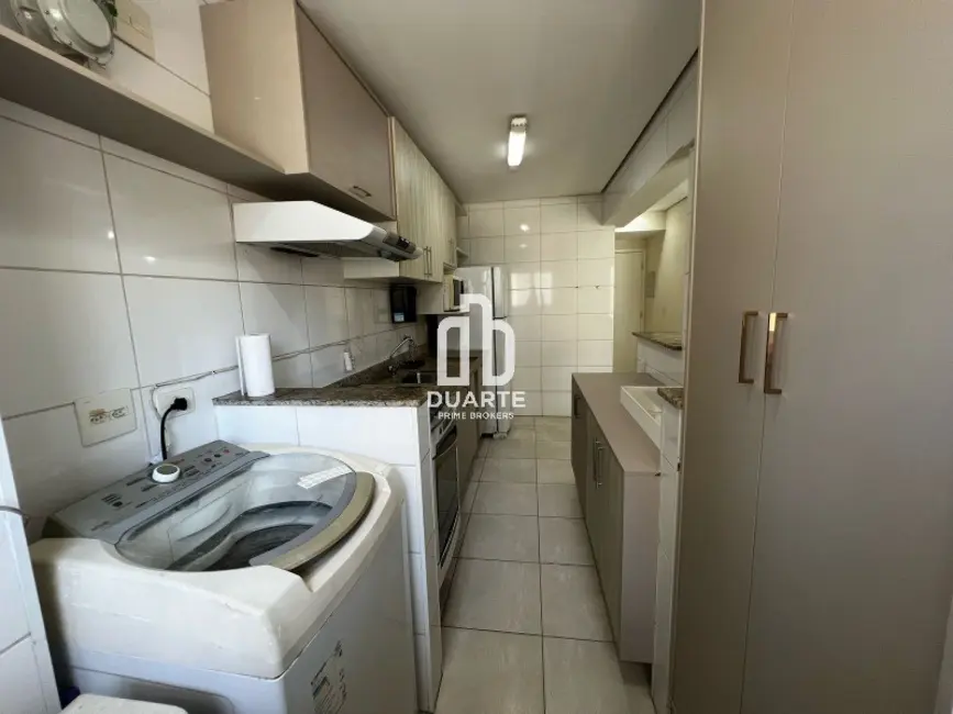 Apartamento com 2 quartos para alugar, 72m2 em Gonzaga, Santos - SP - imagem 4 Foto 4 de Apartamento com 2 quartos para alugar, 72m2 em Gonzaga, Santos - SP