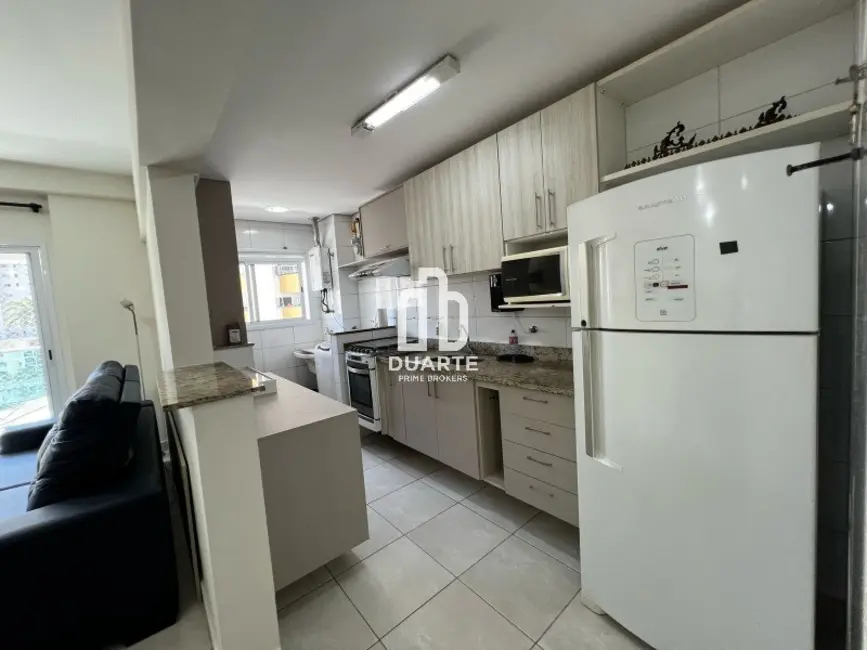 Apartamento com 2 quartos para alugar, 72m2 em Gonzaga, Santos - SP - imagem 3 Foto 3 de Apartamento com 2 quartos para alugar, 72m2 em Gonzaga, Santos - SP